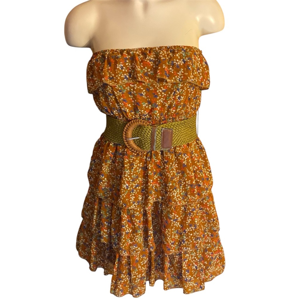 Multicolored strapless floral print dress with ruffles and woven belt